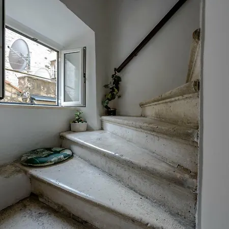 Πανσιόν Stradun