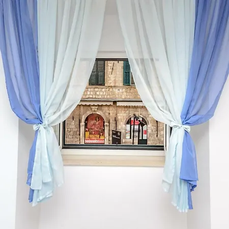 Stradun 3*