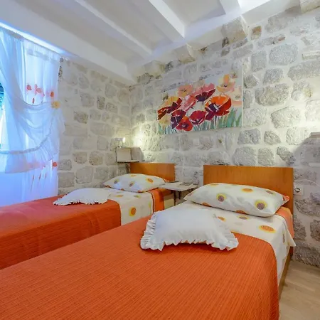 Πανσιόν Stradun Ντουμπρόβνικ