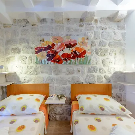 Stradun Guest house 3*